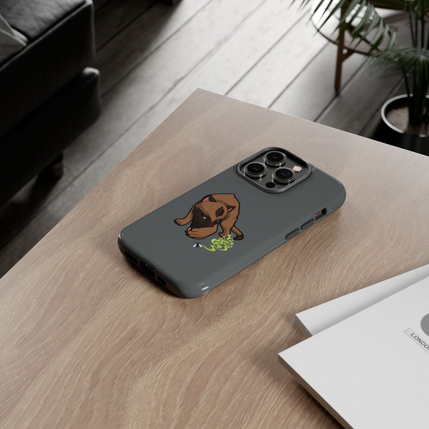 Smelly dog Phone Case
