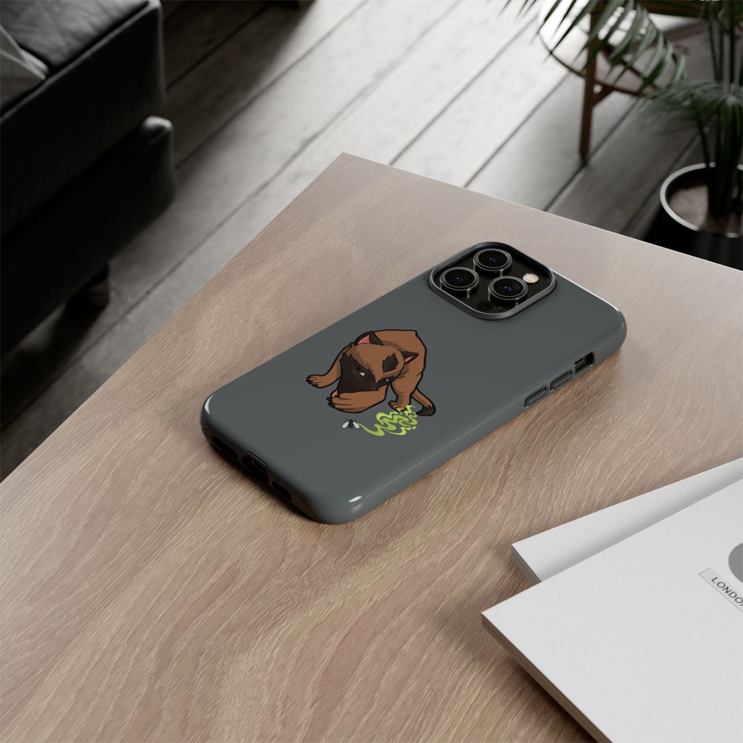 Smelly dog Phone Case