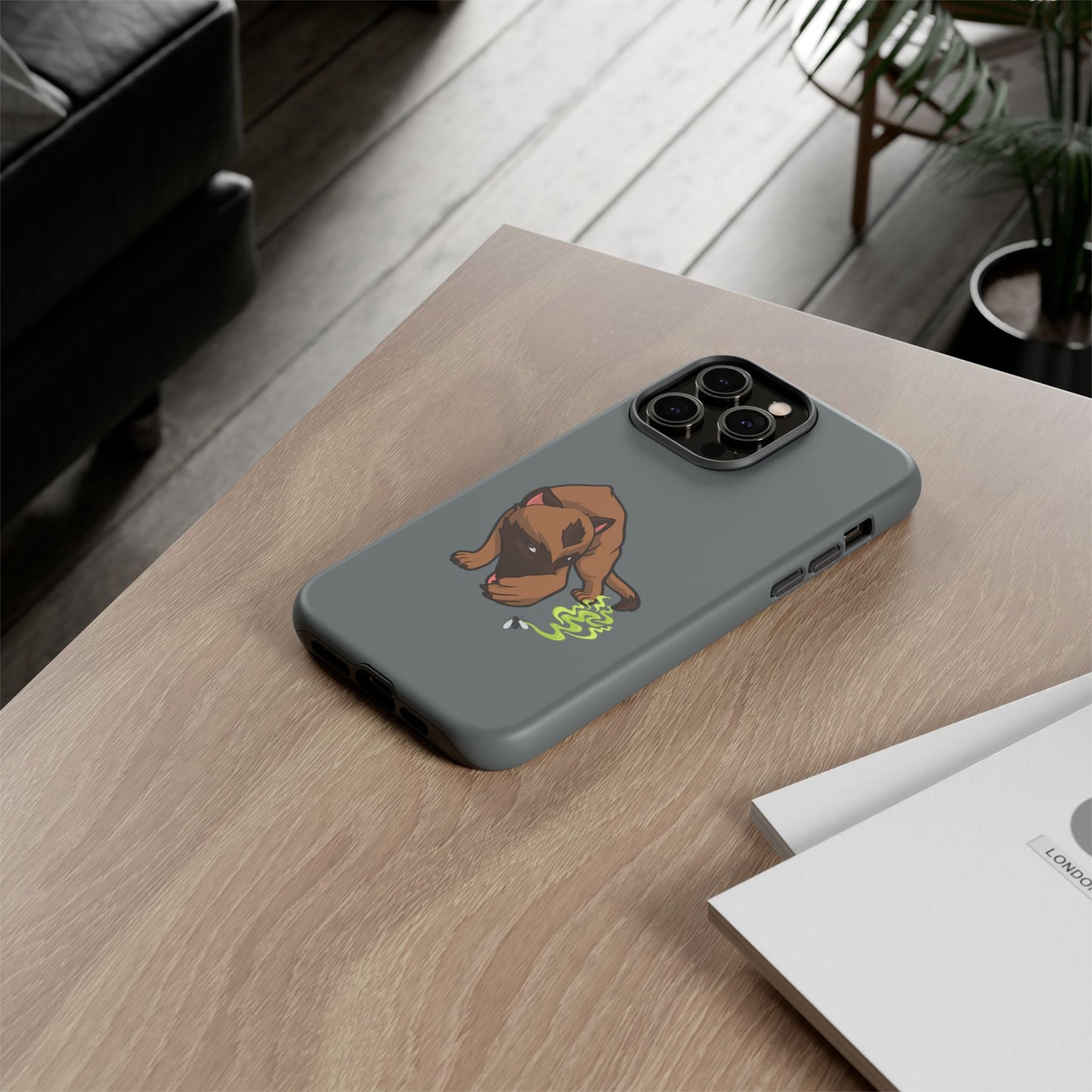 Smelly dog Phone Case